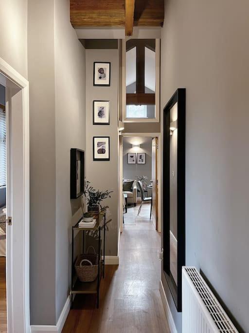 Cosy 2 Bedroom Apartment Todmorden Zewnętrze zdjęcie