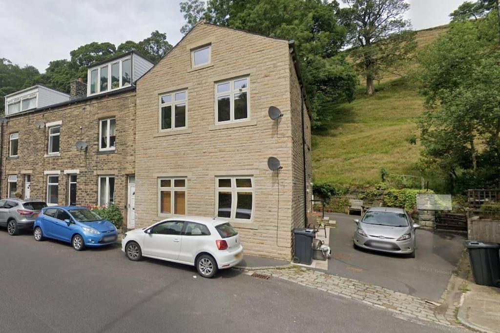 Cosy 2 Bedroom Apartment Todmorden Zewnętrze zdjęcie